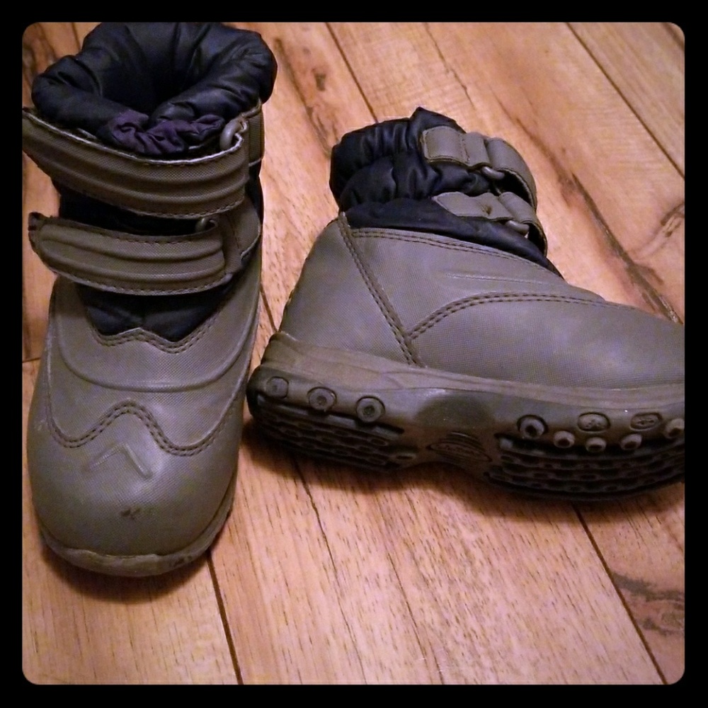 LL Bean boys Toddler boots Velcro closure